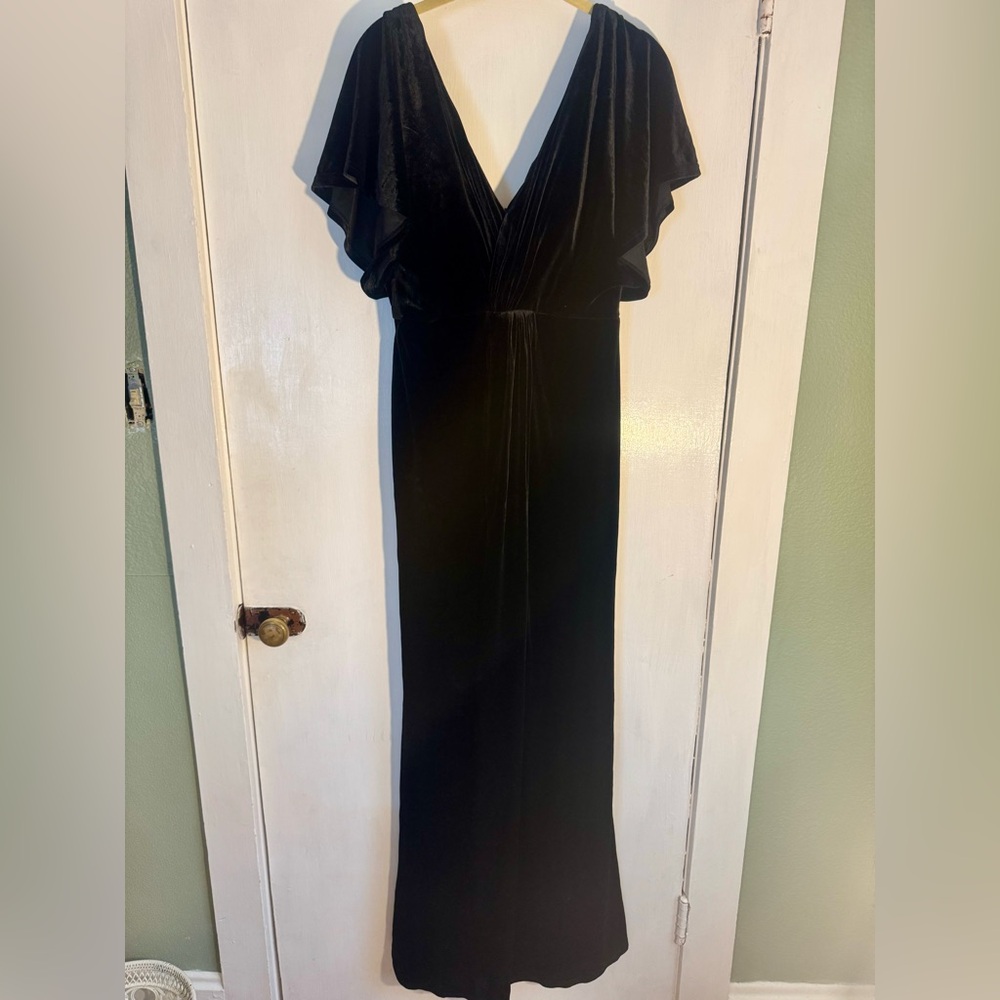 REVELRY Black “Gwen” Velvet Gown Flowy V Neck Party Holiday Formal Evening Dress - Picture 5 of 12